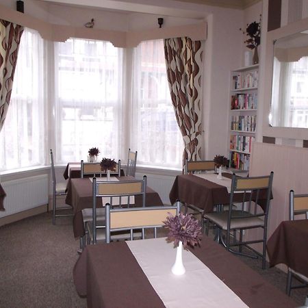 Jasmine Guest House Бринлингтон Экстерьер фото