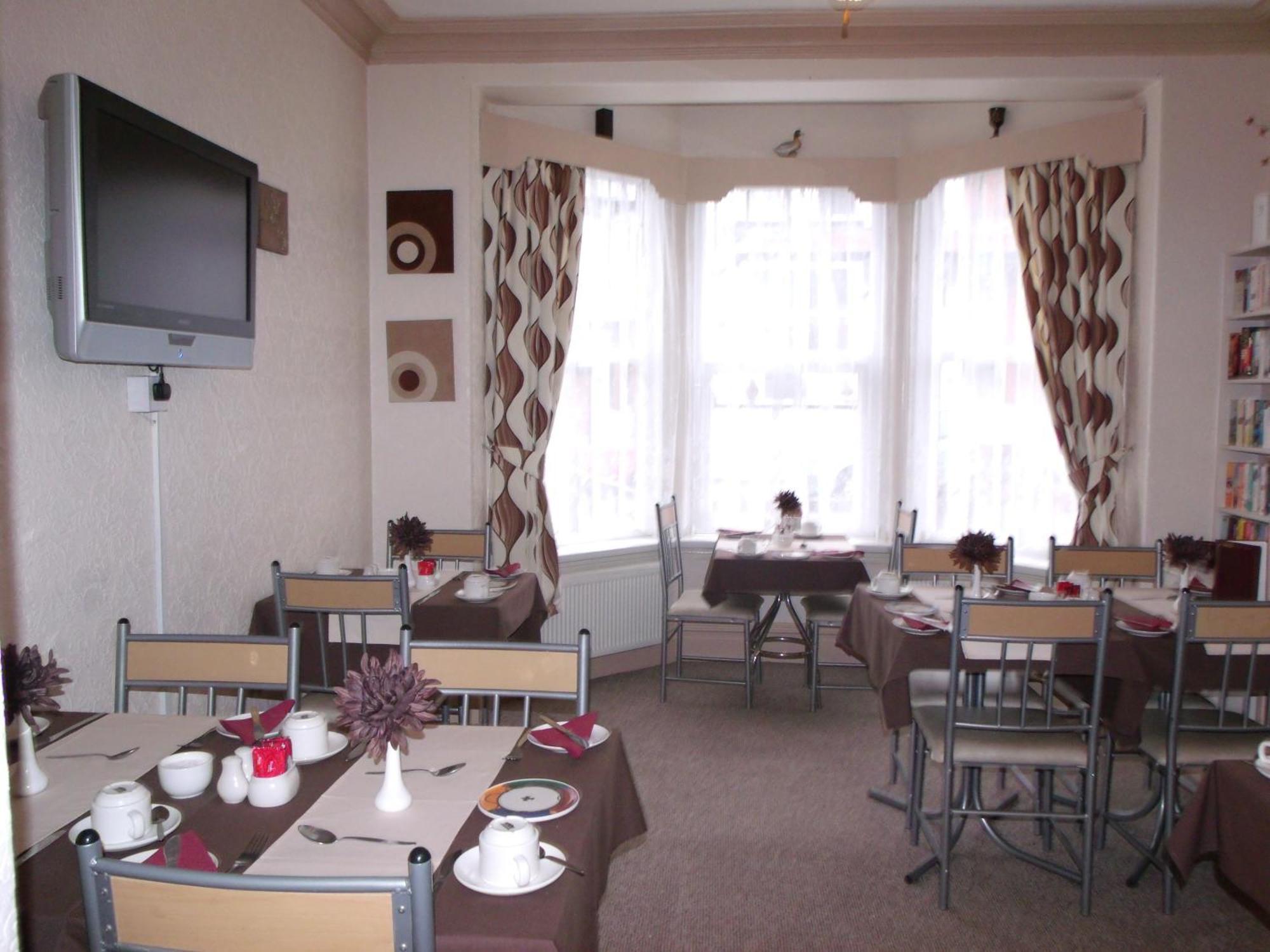 Jasmine Guest House Бринлингтон Экстерьер фото